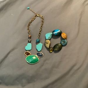 Necklace and Bracelet set- various stone pieces - great condition